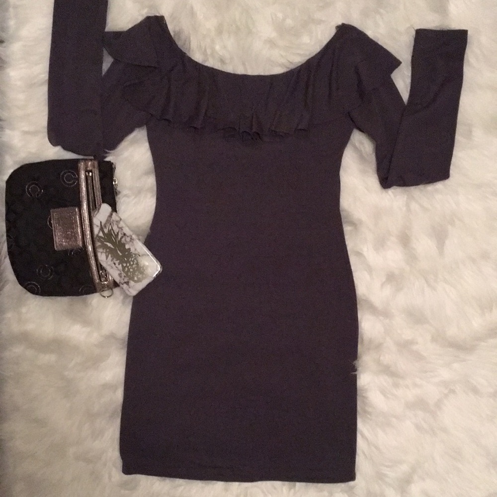 Must Go Pricing Ya Los Angeles  Off the Shoulder Long Sleeve T Mini S